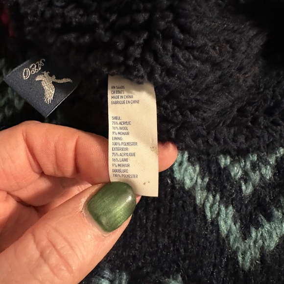 American Eagle scarf and toboggan set!! - Picture 3 of 6